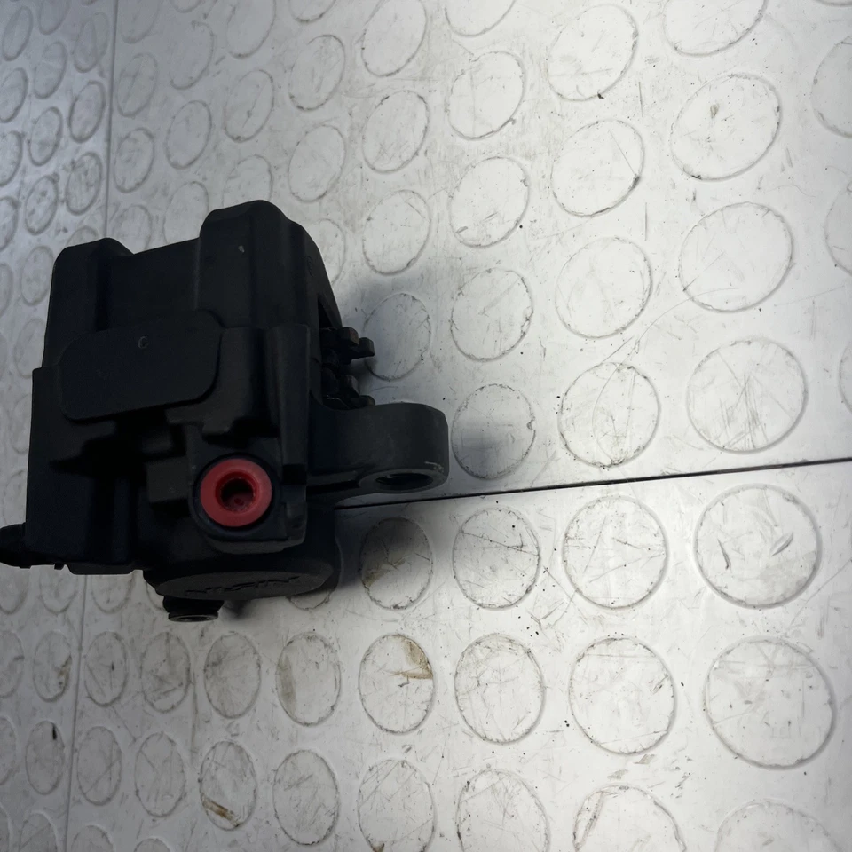 2002-2012 Suzuki VSTROM 1000 DL1000 Rear Brake Caliper OEM - Image 4 of 4