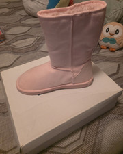 Girls Pink Mid-Calf Snow Boot Pull On Round Toe Flat Heel US Shoe Size 9