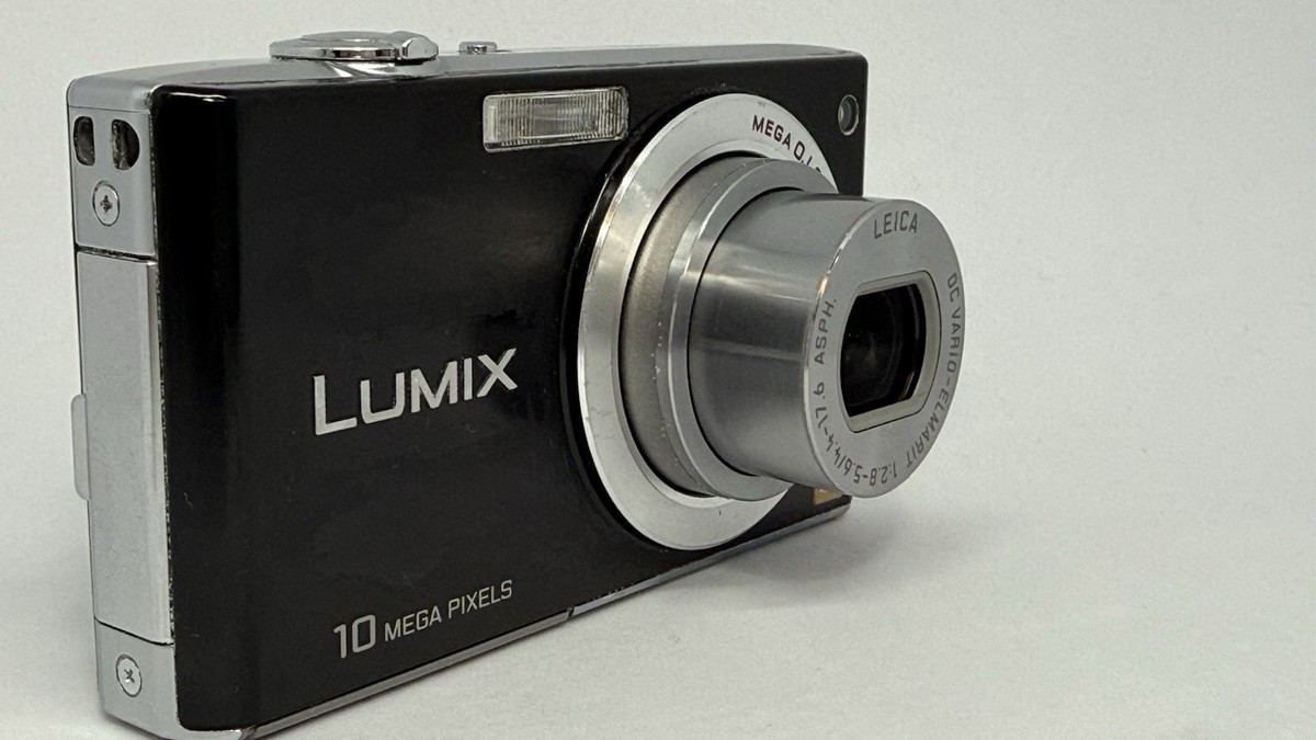 Panasonic LUMIX DMC-FX35 Black Digital Camera Leica Lens Language