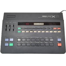 Yamaha RX11 Digital Rhythm Programmer Vintage Drum Machine Used Japan