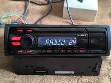 autoradio marca sony modello dsx-A30 radio usb aux potenza 50 x 4 a 1 uscita rca