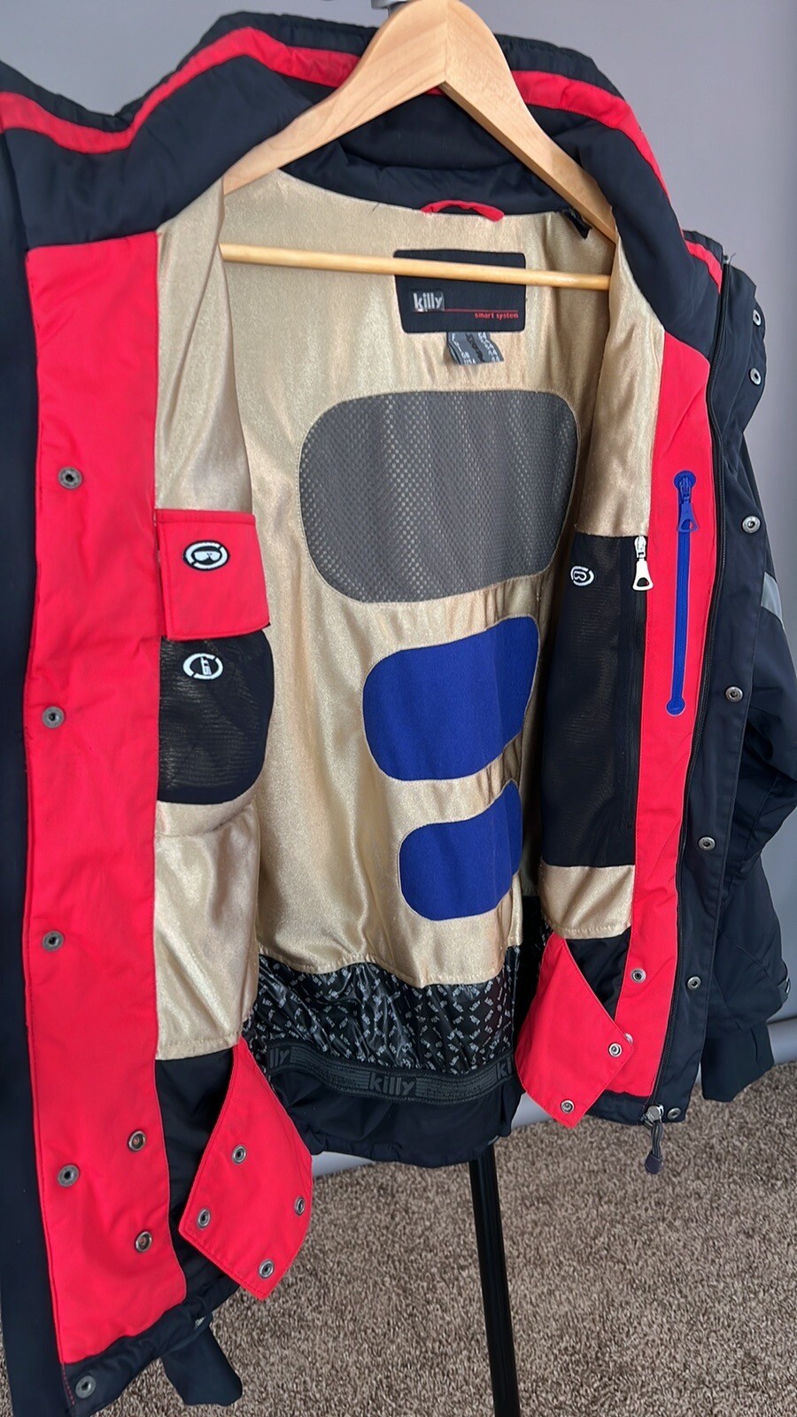 Picture 3 of 9