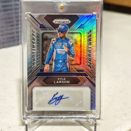 KYLE LARSON 2024 PANINI PRIZM RACING SENSATIONAL SIGNATURES SILVER PRIZM