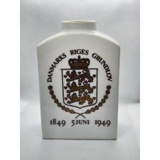 Porcelain Danish Tea Caddy (1960s/No Lid)