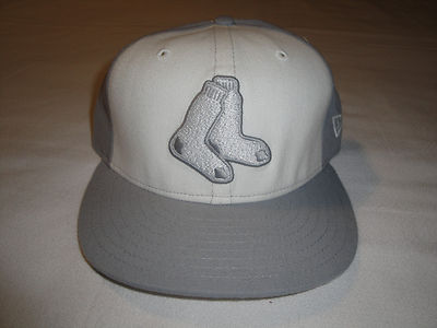Boston Red Sox White & Gray MLB Baseball Hat New Era 59Fifty