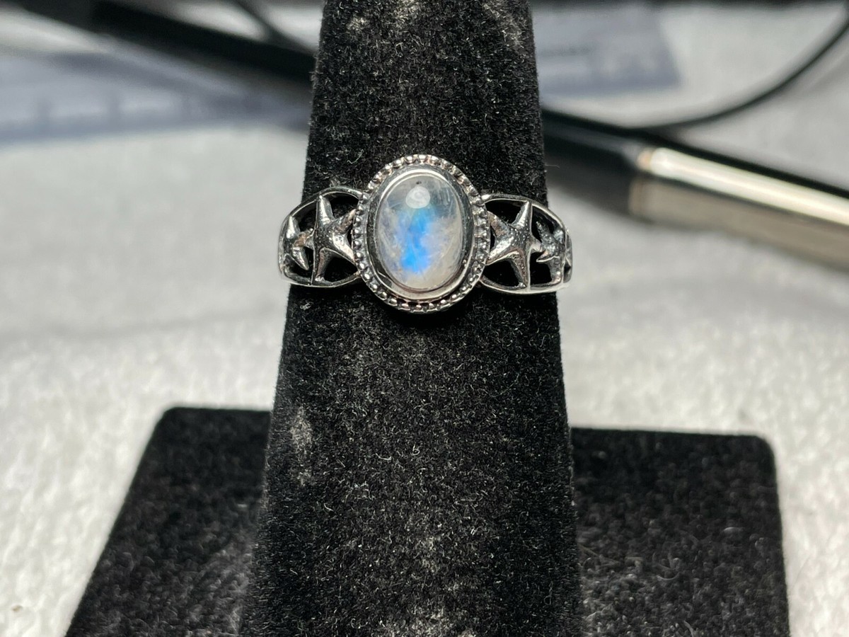 Sterling Silver Moon and Star w/Accent Stone Sterling Silver Moon and Star w/Accent Stone