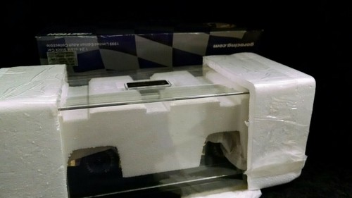 Jeff Gordon number 24 Dupont 1998 Monte Carlo limited edition plastic showcase - Picture 2 of 8