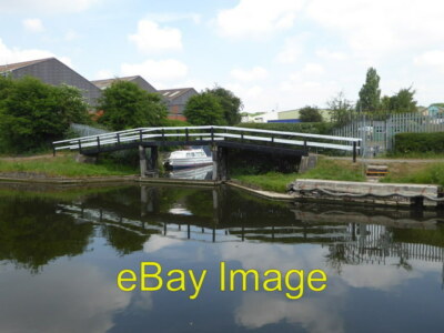 Foto - Eingang zum Sutton Dock c2018