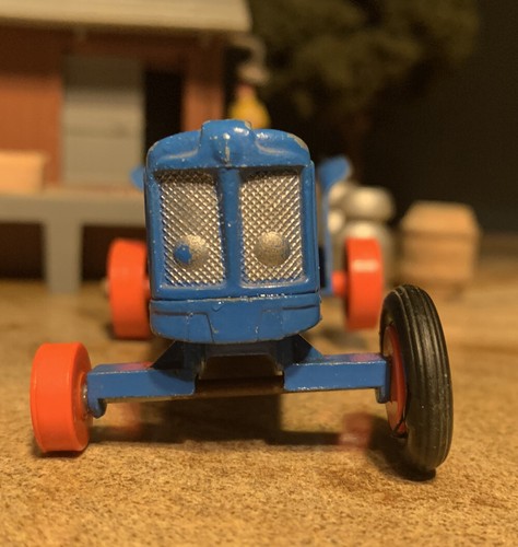 Matchbox King Size K-11 Fordson Super Major Farm Tractor - Picture 6 of 10