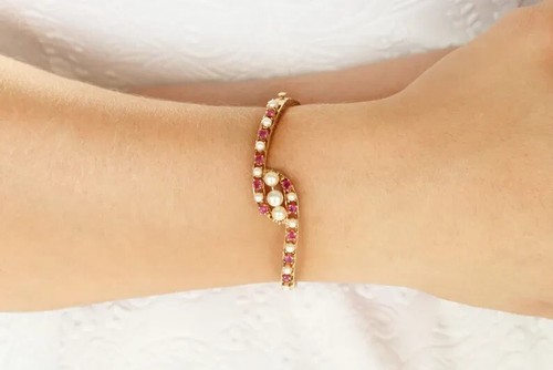 2.25tcw Ruby Pearl Bangle Bracelet Timeless Estate Jewelry Yellow Gold 14K - Picture 3 of 5