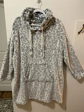 Wildfox Hooded Lounger Oversized Fleece Sweatshirt Women’s L/XL Gray Sleepwear
