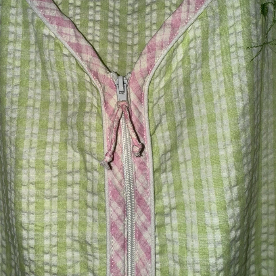 Secret Treasures Ropa de Dormir Plumero Cremallera Verde Manzana Guinga Rosa Borde Talla Mediana Foto 3 de 4