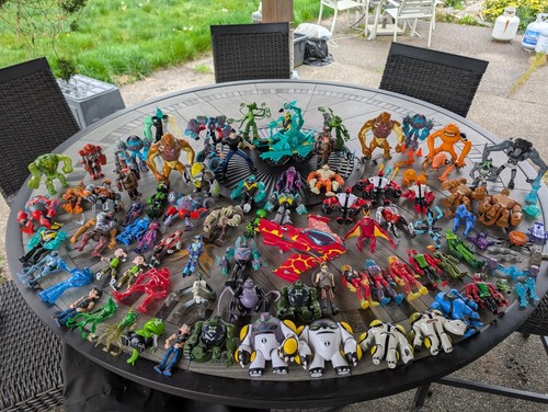 Huge lot of 78 Ben 10 Action Figures + TANK & JET Cartoon Network 2006 era RARE!