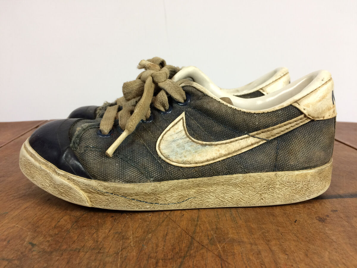 Vintage 70s Canvas Nike Shell Toe Kids Youth Shoes Vintage 70s Canvas Nike Shell Toe Kids Youth Shoes