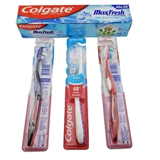 Tooth Paste Colgate Max Fresh with Whitening 7.3oz Cool Mint + 3 Toothbrushes!