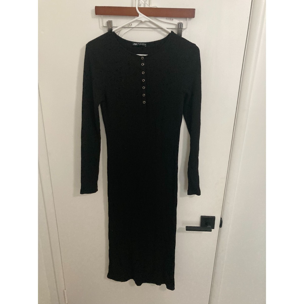 strapless open back dress Zara Collared Long-sleeved Knit Dress