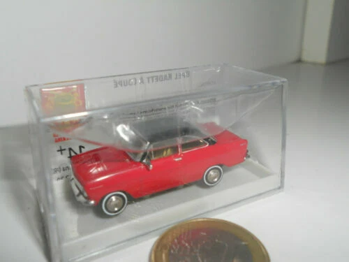 Modellini statici di auto, furgoni e camion BREKINA per Opel