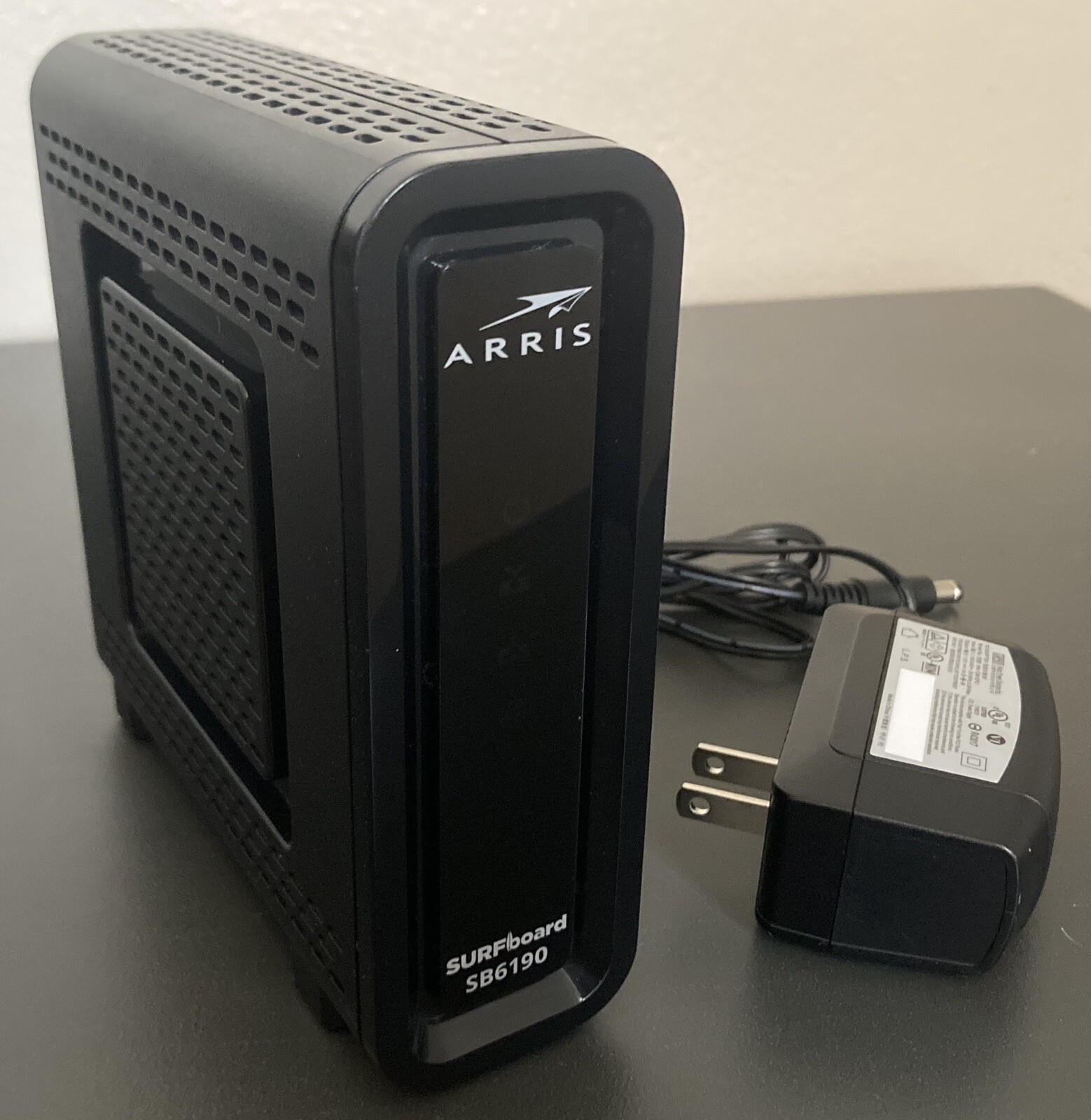 ARRIS SURFboard SB6190 Black DOCSIS 3.0 Cable Modem & Power Cord