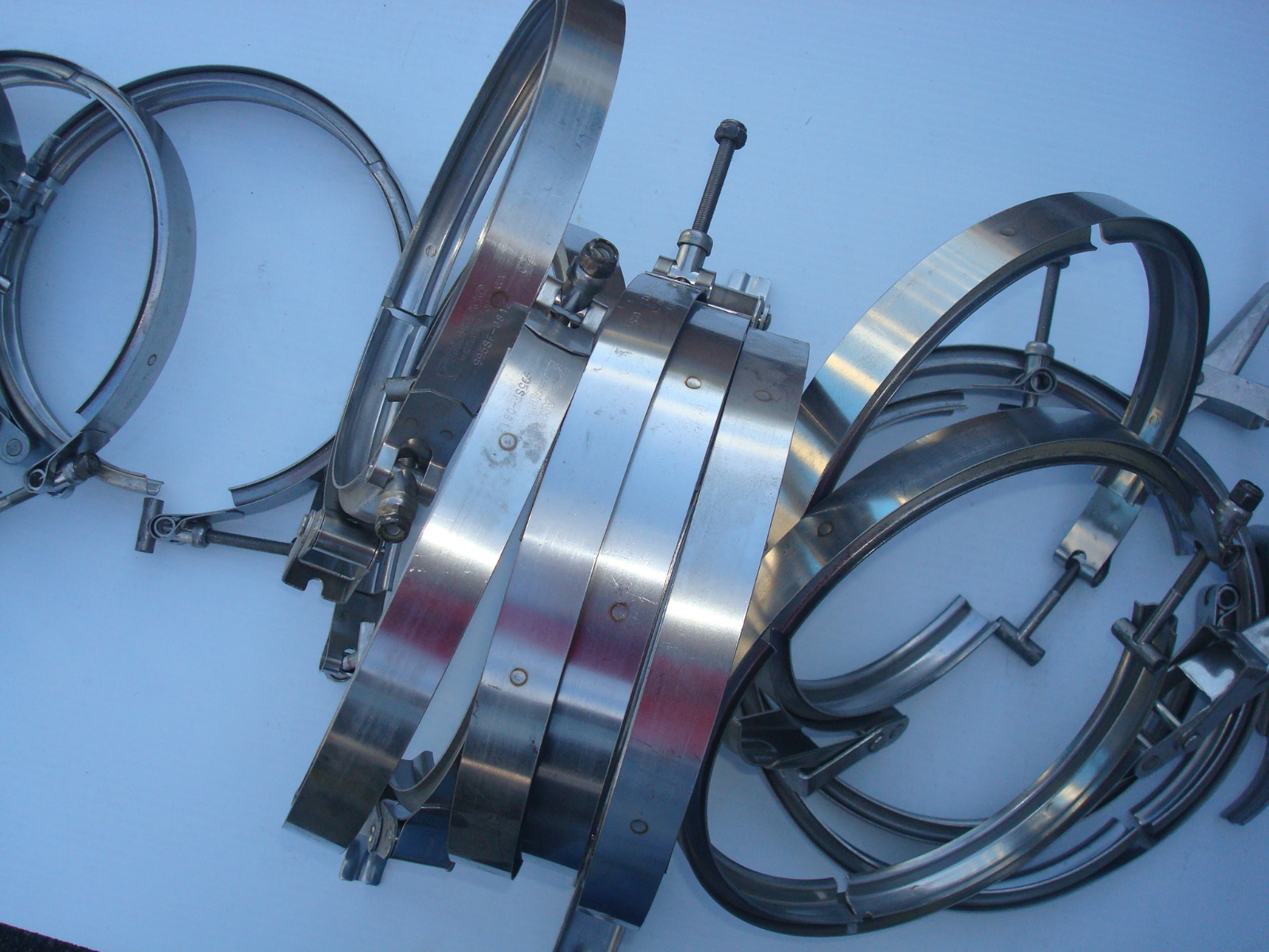 Clampco 995SF0812 full Vband clamps; single latch quick release