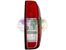 Feu arrière Nissan NP300