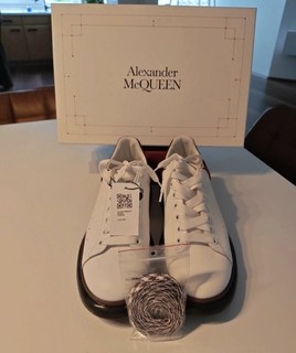 Alexander McQueen Herren Low Top Sneaker Schnürung Weiß/Burgunder/Braun EU 43 5