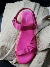 NWOB Anthropologie Size 10 Active Sandals Hook&loop Closure Cusioned Comfort
