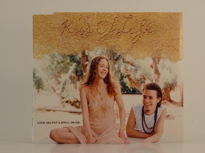 KISS OF LIFE LOVE HAS PUT A SPELL ON ME (H1) 4 Track CD Single including Picture