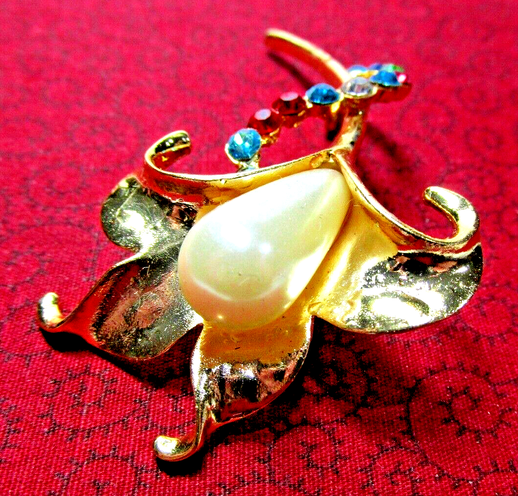 Gold Tone White Pearl Lily Flower Blue & Red Crystal Pin