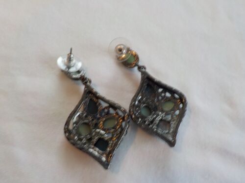 Pair Black Dangle Pierced Earrings Green & Black Stones 2" Stud Excellent - Picture 4 of 5
