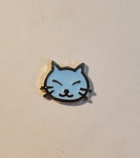 Happy Blue Cat Rimmed Face Magnetic Needle Minder Cross Stitch Embroidery