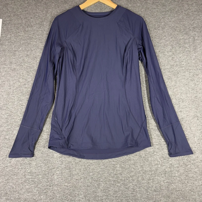 athleta running thumbholes side vent shirt