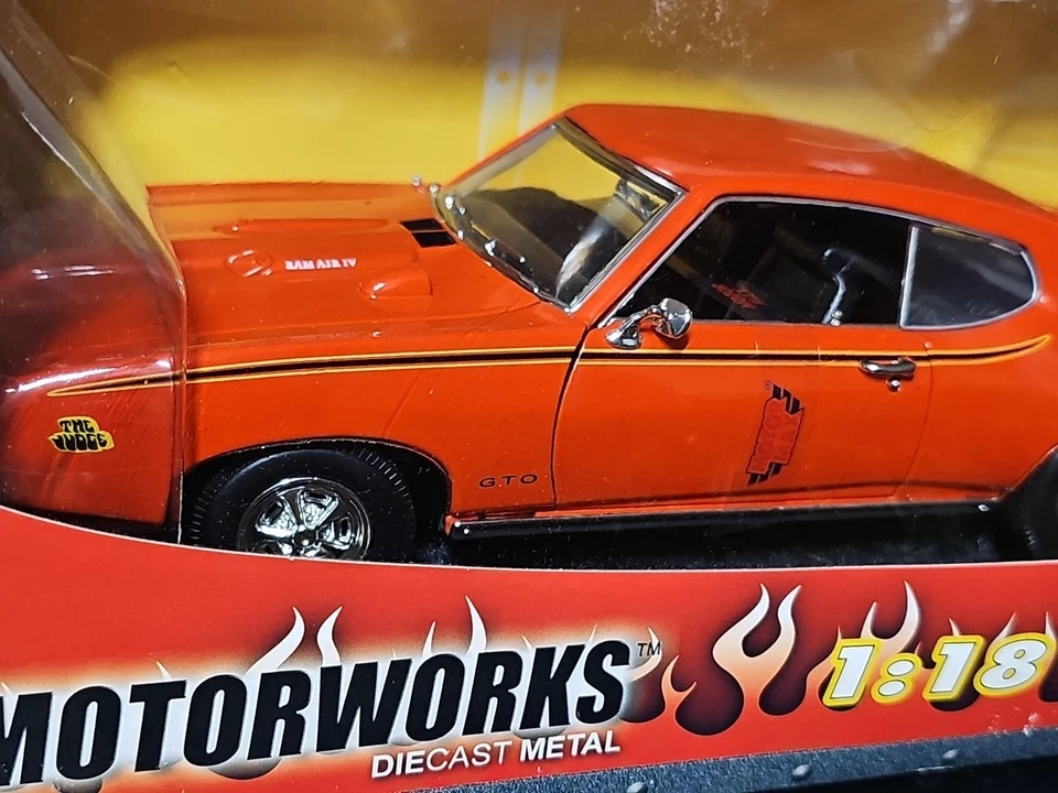 Vntg 2003 Motor Max Motorworks 1969 Pontiac GTO Judge 1:18 Scale Diecast Car - Image 2 of 4