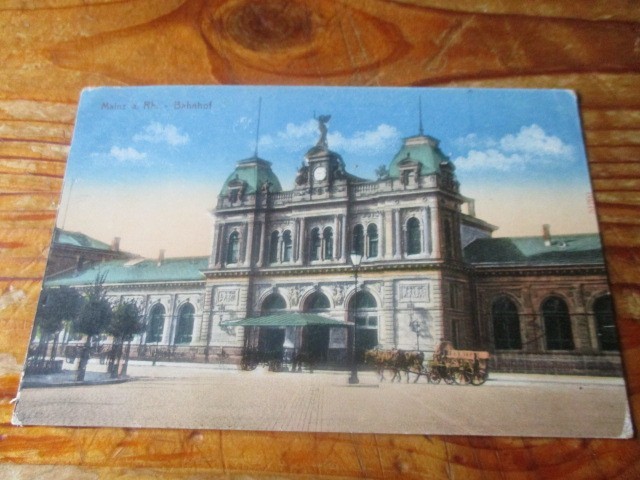 Bild 1 von 2