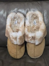 Sole Mates, Women's Fuzzy Lined Slippers With Outdoor Tread, Tan. Size 7/8