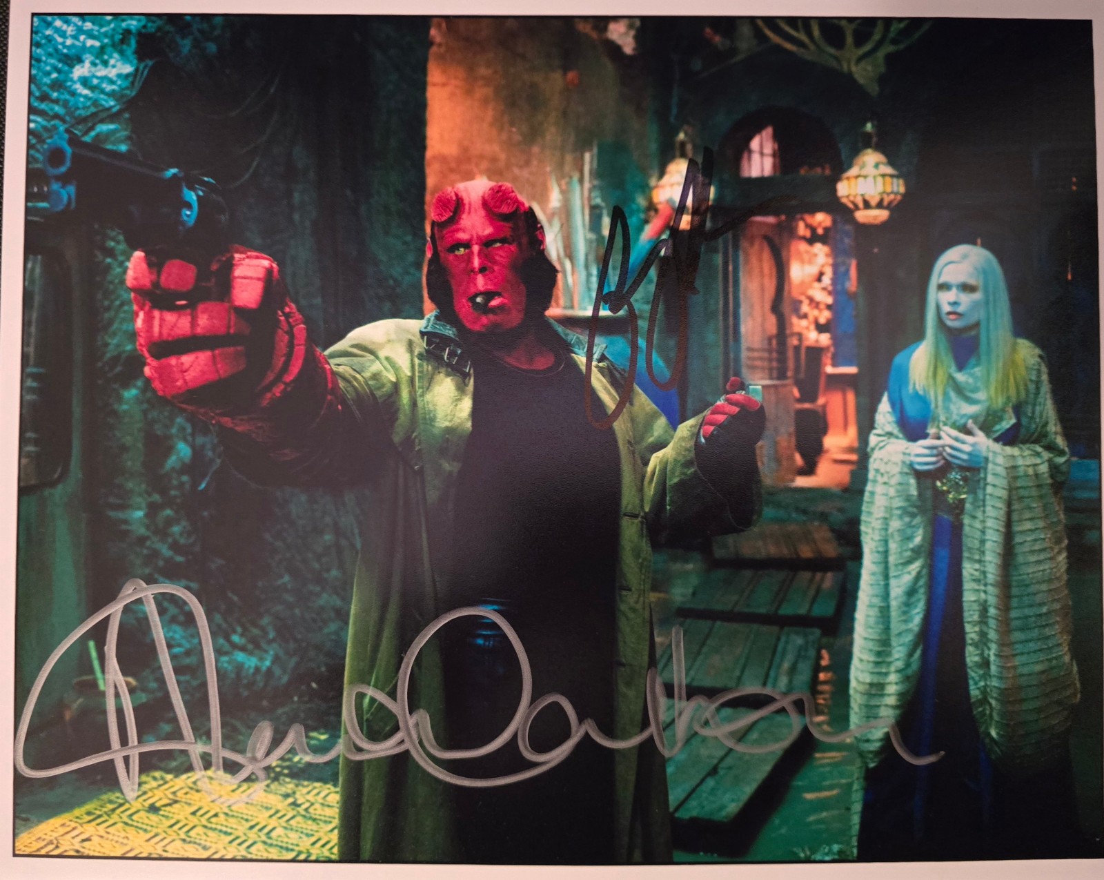 RON PERLMAN & ANNA WALTON 8x10 signed autograph In Person HELLBOY