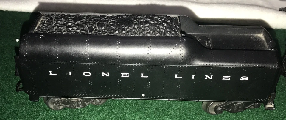 LIONEL POSTWAR 736 LOCOMOTIVE w/ 2046W WHISTLING TENDER EXCELLENT! - Image 4 of 4