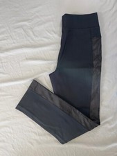 LOGO by Lori Goldstein Pull On Ponte Knit Legging Pants. Women's Size M, EUC