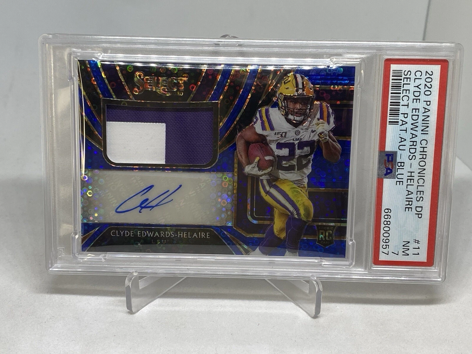 Clyde Edwards-Helaire Panini Chronicles Draft Picks Select Patch Autographs #11 Blue