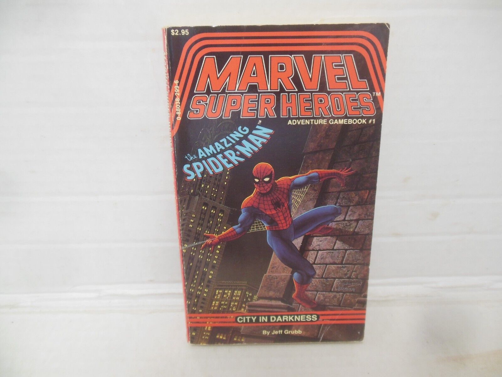 MARVEL SUPER HEROES pocket book ADVENTURE GAMEBOOK #1 AMAZING SPIDER-MAN