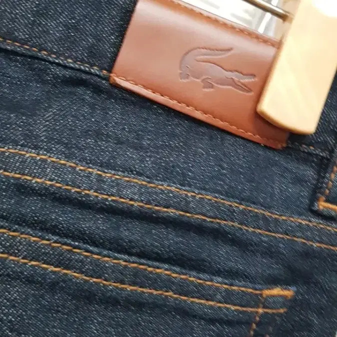 Lacoste Dark Blue Jeans for Women thumbnail 10