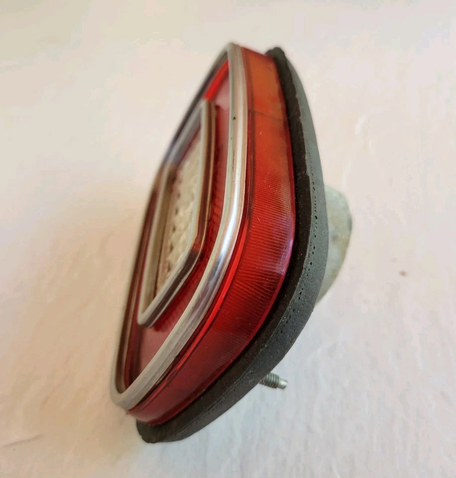 1971 1972 1973 Chevrolet Vega Reverse Back Up Tail Light Fixture OEM A - Image 2 of 4