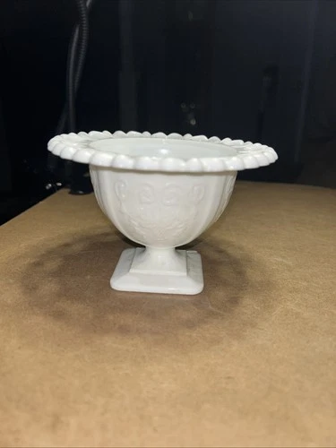 Vintage Anchor Hocking Lace Edge Milk Glass Compote Pedestal Candy Dish Bowl