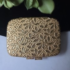 Polvo Vintage REVLON Tono Dorado Compacto Diseño Texturizado Compacto 2.75" x 2.25"
