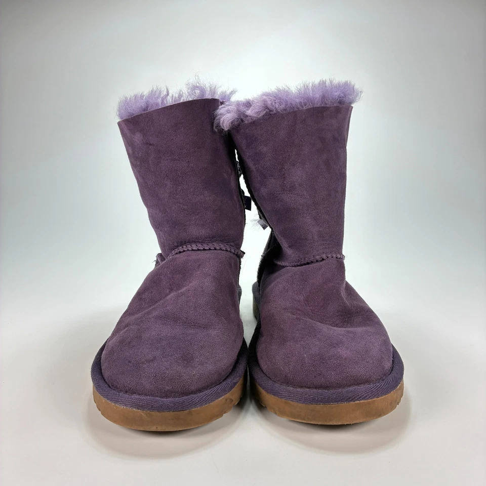 UGG Bailey Bow II Boots Purple Violet Sheepskin Fur Lined Youth Girls Size 3 - Image 2 of 4