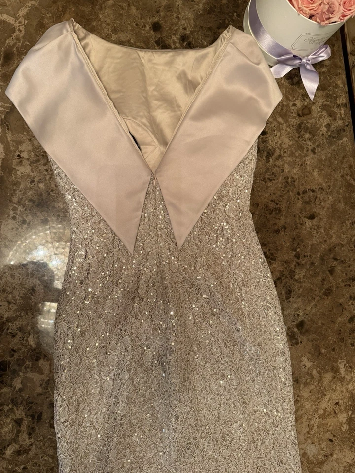 Vestido formal para mujer Vince Camuto talla 6 vestido de encaje con lentejuelas doradas Foto 3 de 4