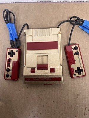 AV Mod Nintendo Famicom Console CLV-101 Gold