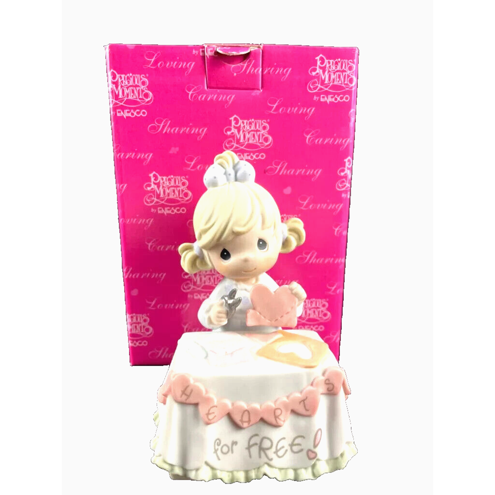 Precious Moments Giving My Heart Freely 2000 figurine girl hearts Enesco egg