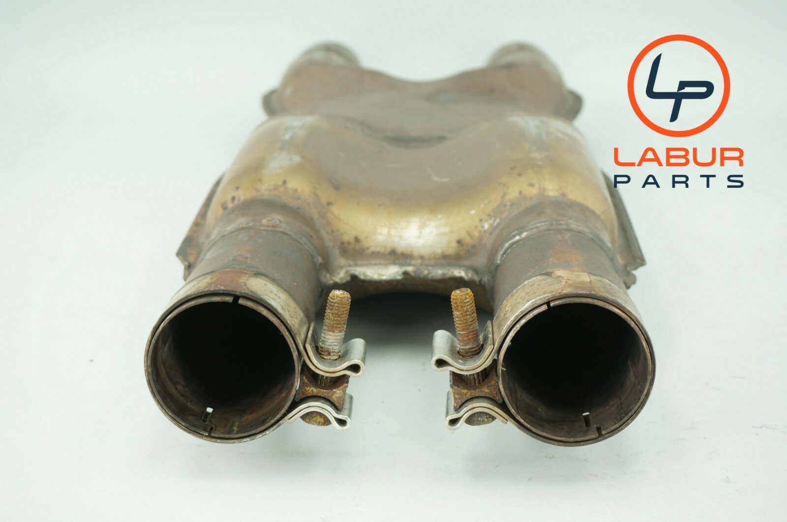 M139 05-07 Maserati Quattroporte Exhaust Mid Pipe Center Resonator Silencer 1736