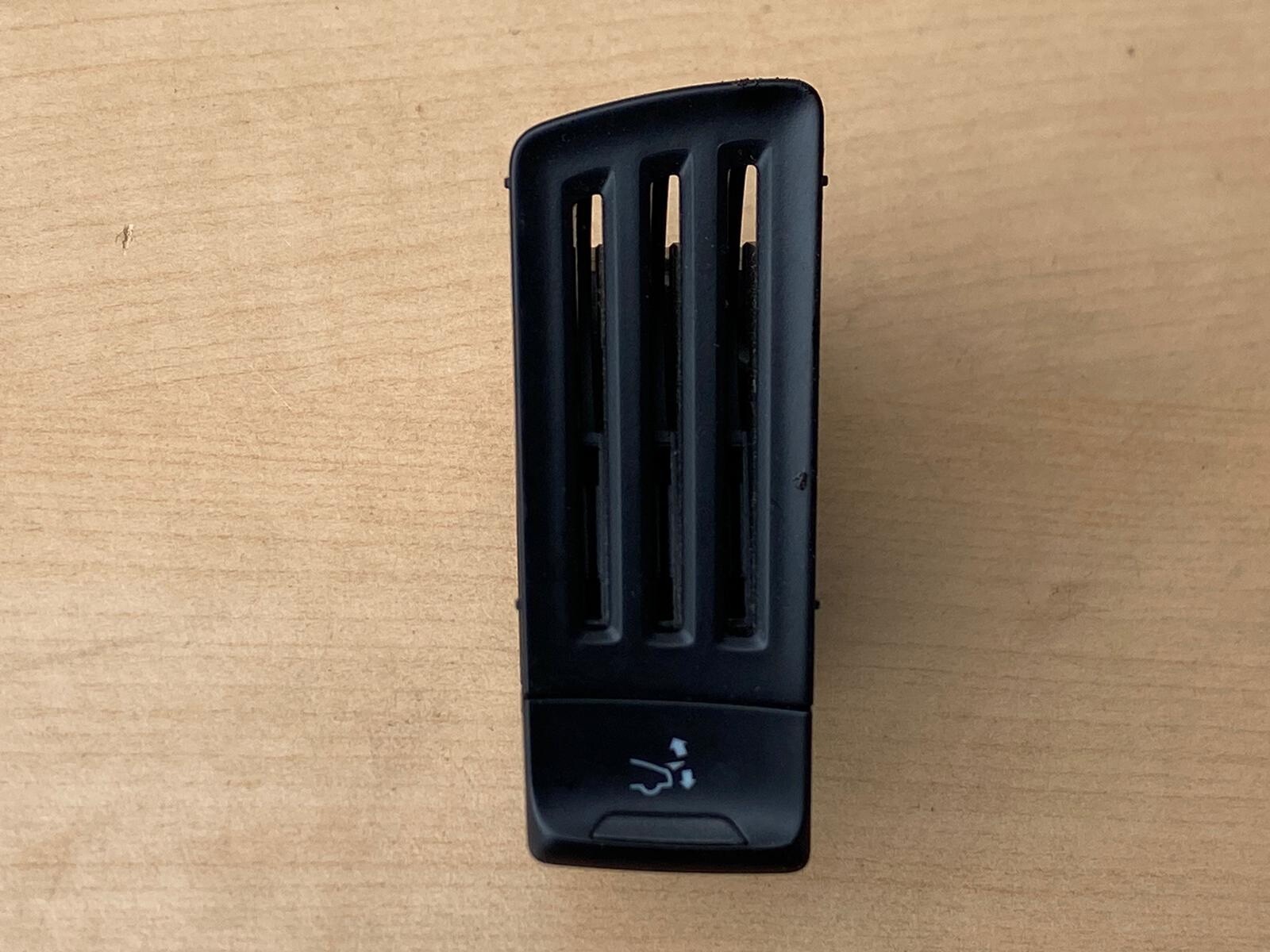 Audi Rs5 Rear Spoiler Control Button Switch 8K2927521 for sale