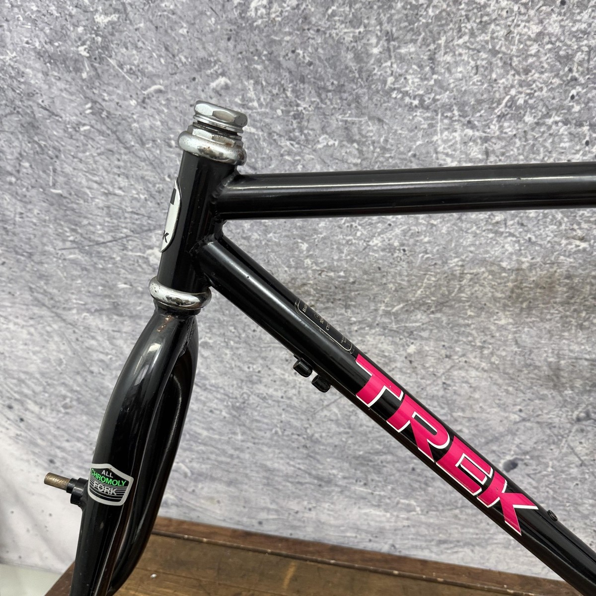 Vintage Trek 850 Mountain Bike Frame 19in Tange CRMO Steel Pink